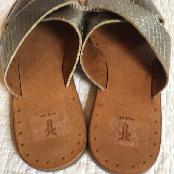NWOT FRYE Ally slides - Picture 5 of 8